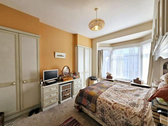 4 bed Terraced for sale Image 10