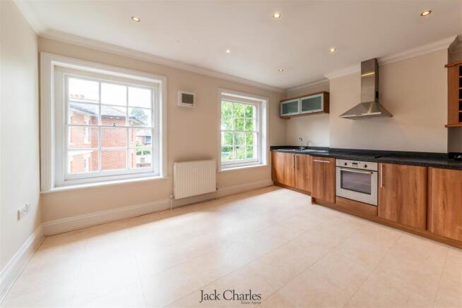 5 Elmfield House_-7.jpg