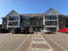Flat 60, Abbotswood, Station Road, Littlehampton BN16 3BJ