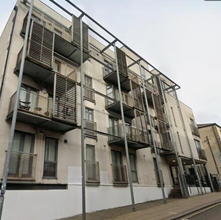 1 bed Apartment to rent Image 11