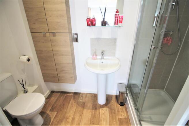 En-suite Shower Room.JPG
