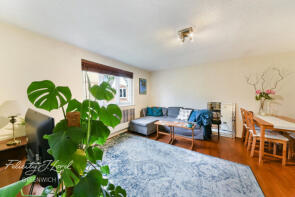 7, Crosslet Vale, London SE10 8DH