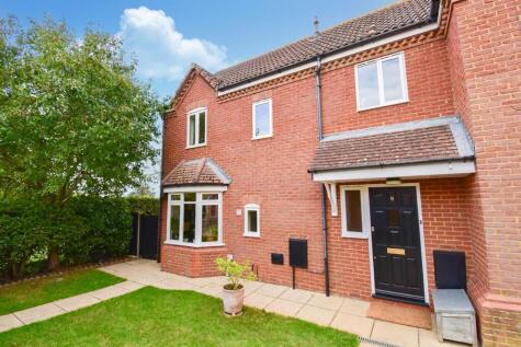 Goodwin's Yard, Great Barford, MK44