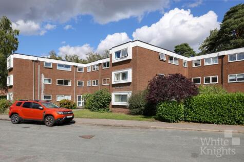 Southlake Court, Woodley, Reading, Berkshire, RG5 3SQ