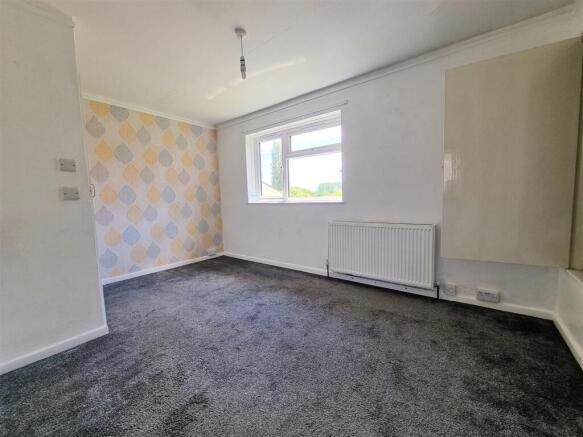 1 Cherry Orchard - Bedroom 1.jpg