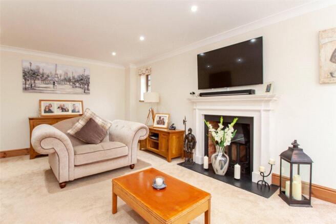 Living Room 01