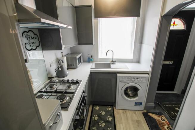 Fitted Kitchen: