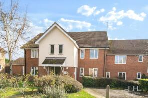 Flat 9, Trienna Court, Wendover Gardens, Brentwood CM13 2HD