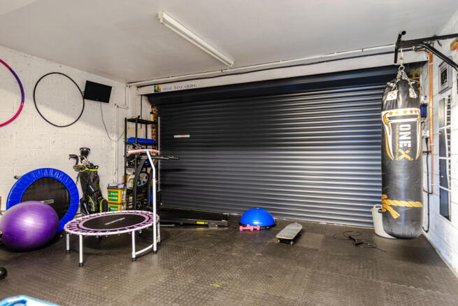 garage