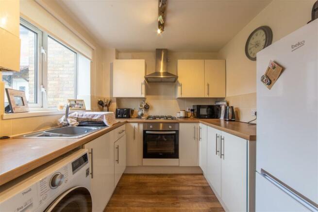 22 Dean Court-8.jpg