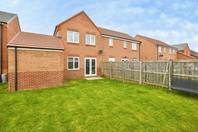 3 bed Semi-Detached for sale Image 9