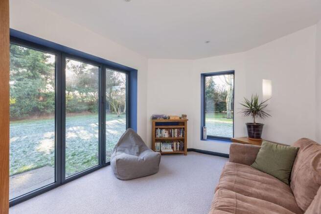 3 bed Detached Bungalow for sale Image 8