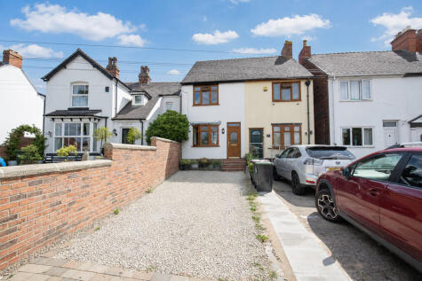 Birchmoor Road, Birchmoor