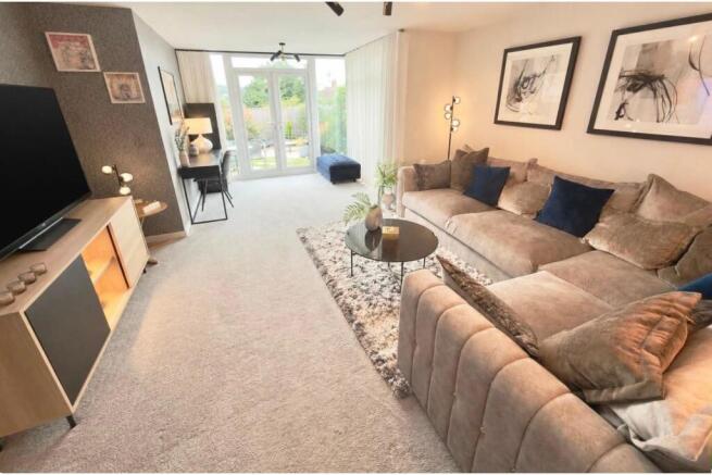 3 bed Semi-Detached for sale Image 4