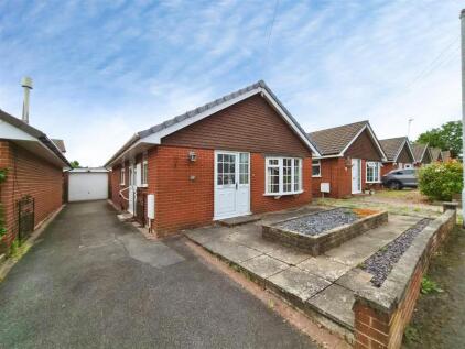 Dee Close, Sandbach