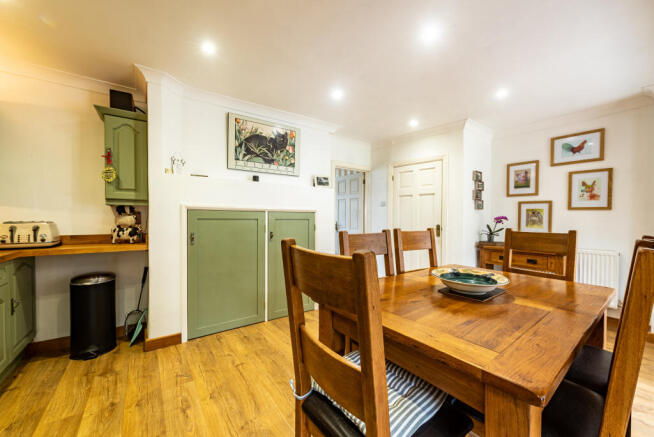 5AmbarrowCrescent-18