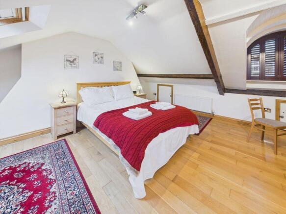2 bed Apartment for sale Image 4