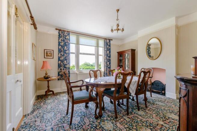 8385615-interior05.jpg