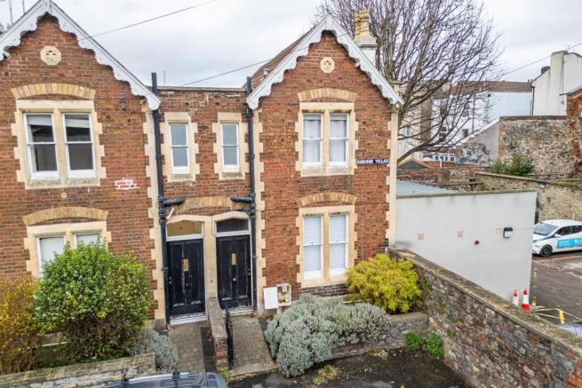 Osborne Villas Kingsdown, Bristol, BS2 8BP | Freeh