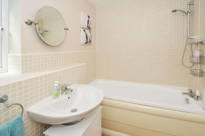 Principal bathroom