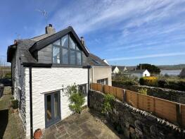 Side Lane, Fore Street, Yelverton PL20 7JL