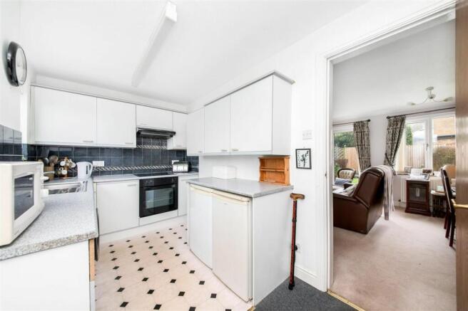 KITCHEN.jpg