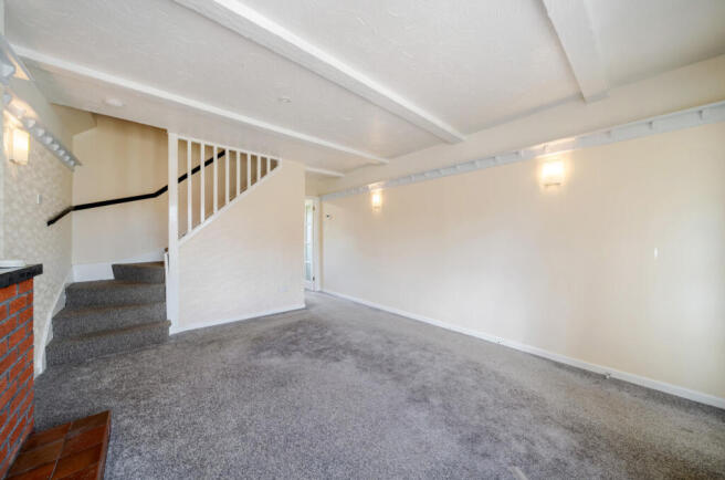2 bed House for sale Image 5