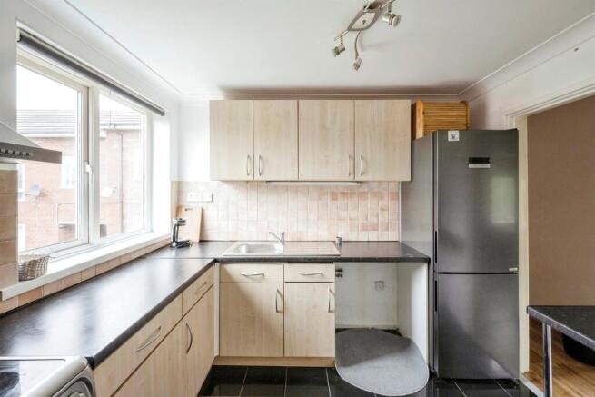 2 bed Apartment for sale Image 7