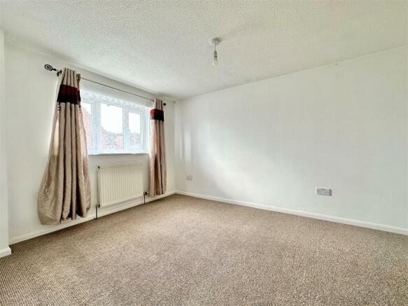 Bedroom1.jpg