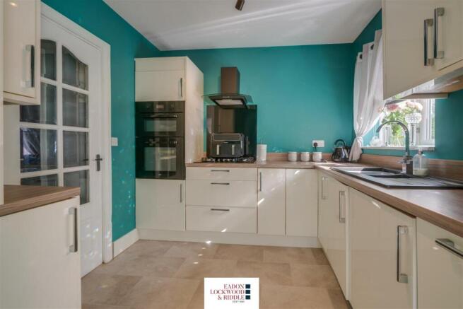 Kitchen  3.jpg