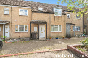 34, Godolphin Close, Freshbrook, Swindon SN5 8RL