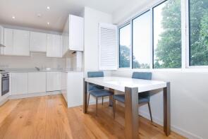 Flat 6, 172, Southfield Road, London W4 5LD