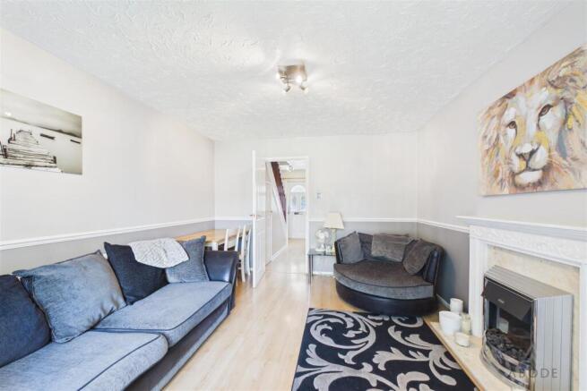 Winchester Drive, Branston, Burton-upon-trent photo 4