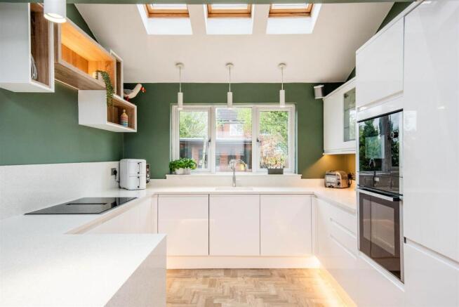 Kitchen/Breakfast Room