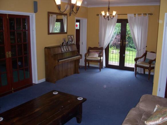 21' lounge