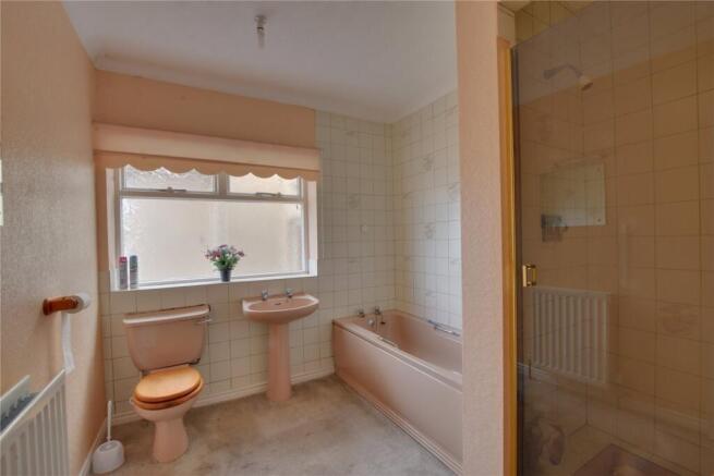 2 bed Bungalow for sale Image 7