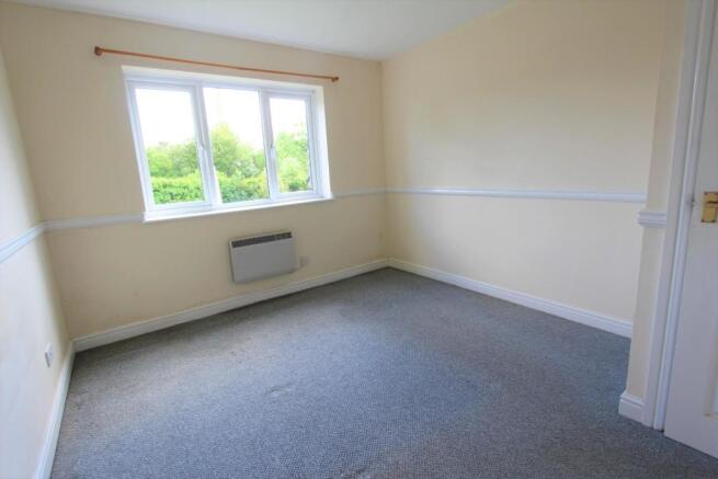 Bedroom 1.JPG