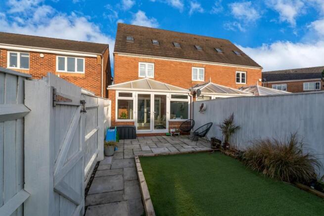 23, Strauss Drive, Cannock, Staffordshire, WS11 7U
