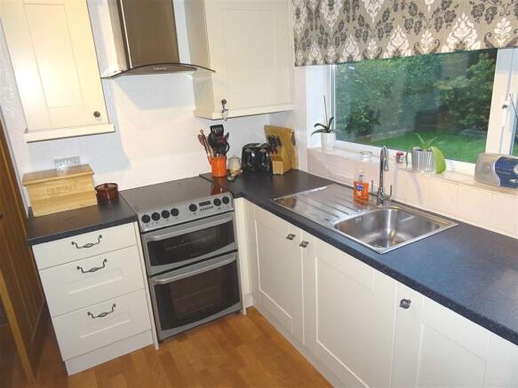 Kitchen: