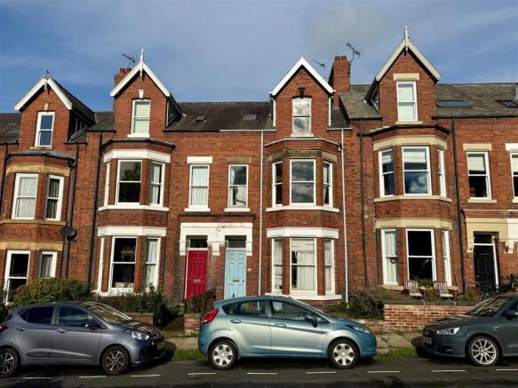 Front of property.jpg