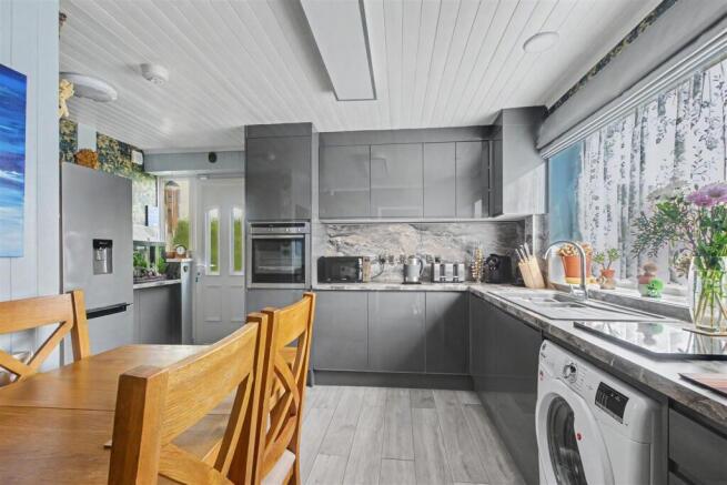 Kitchen Diner_1.jpeg