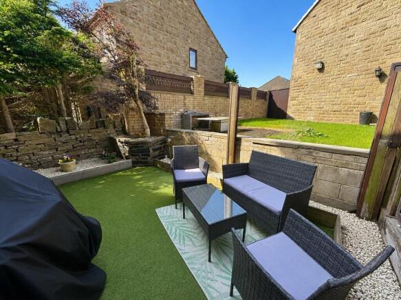 2 bed Semi-Detached for sale Image 12