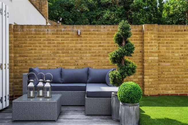 house. estate agency