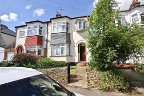 69, Bonchurch Avenue, Leigh-on-sea SS9 3AR