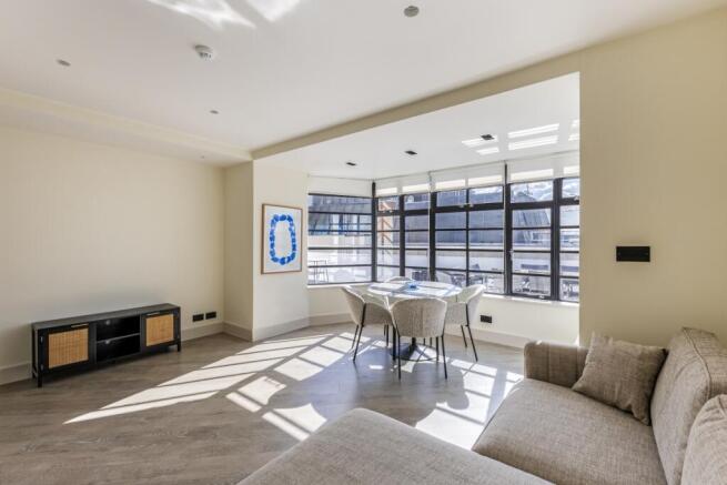 105878_Penthouse-...