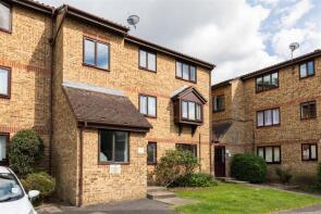 24, 3 Athlone Court, Stocksfield Road, London E17 3LW