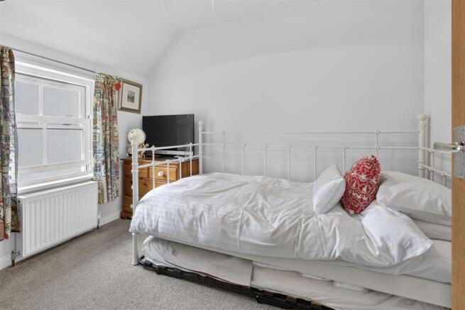 2 bed Detached for sale Image 10