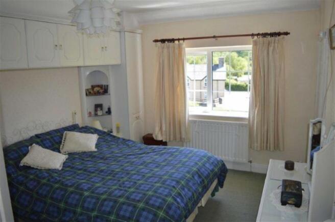 Bedroom 2 (Front)