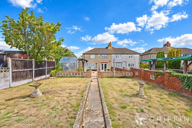Meredith Road, Chadwell St Mary, RM16 photo 4