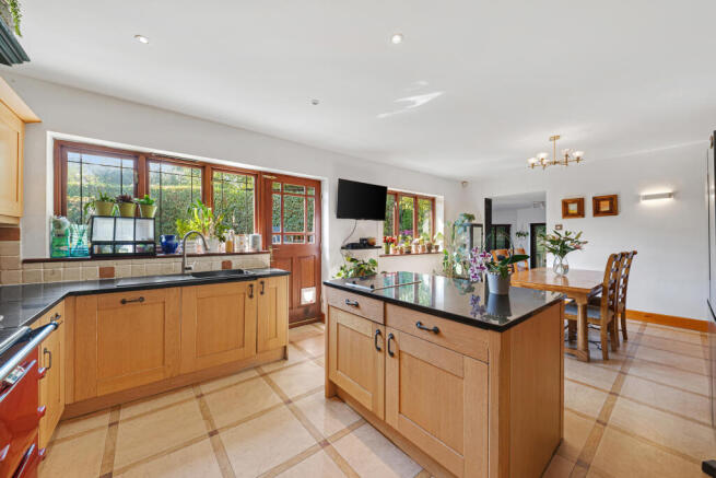 2 HIGHWOOD ROAD-38.jpg